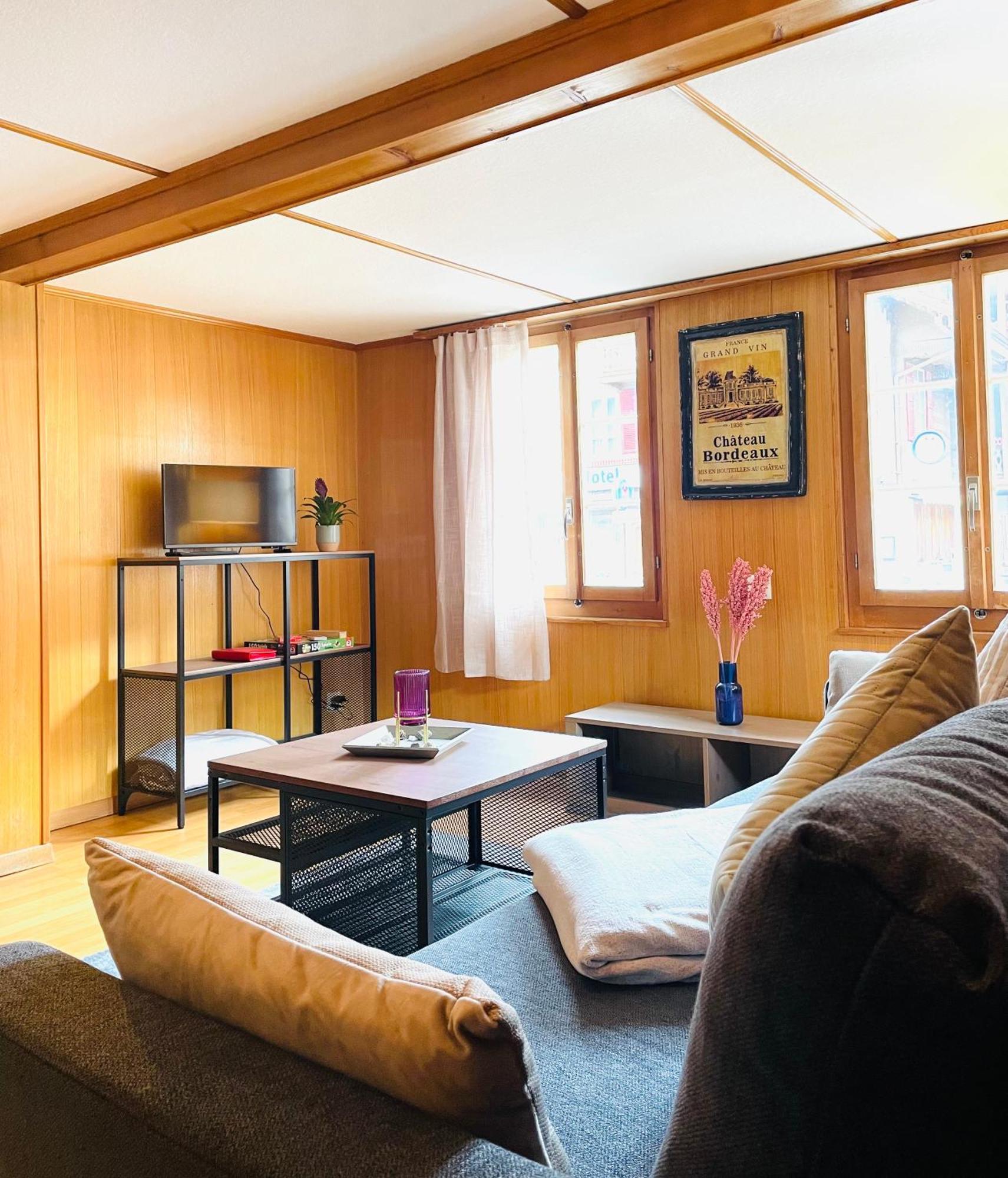 Lovely & Great Equipped Wooden Alp Chalet Flat Kandersteg Εξωτερικό φωτογραφία